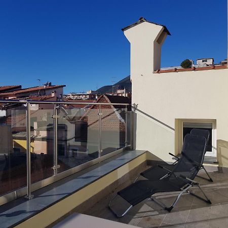 Casaviva - Casa Vacanze A Ceriale Con Terrazza Екстер'єр фото